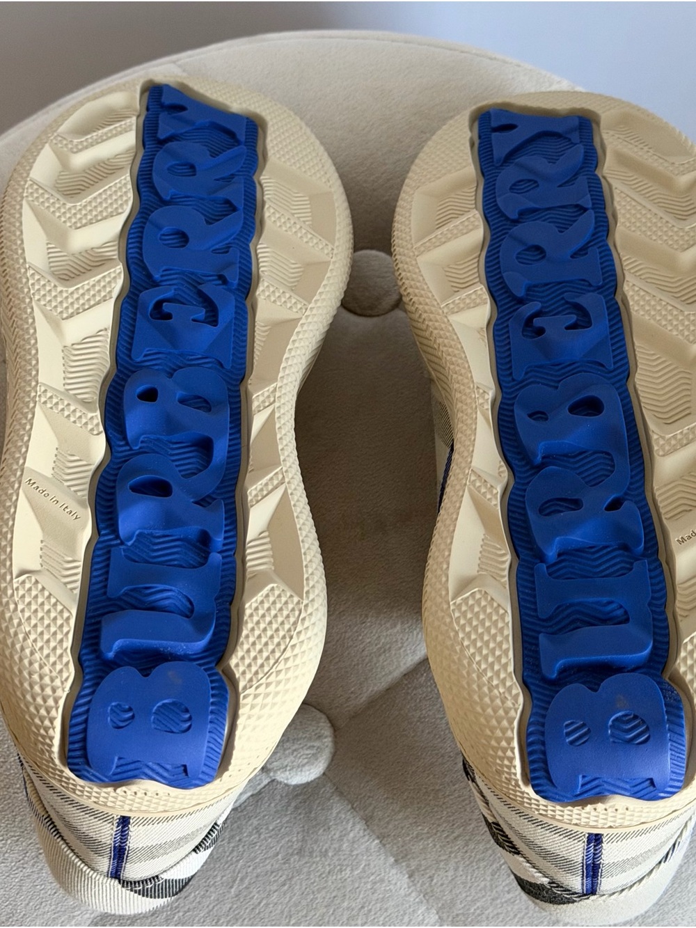 Burberry Check Low Top Sneaker - Picture 6 of 14